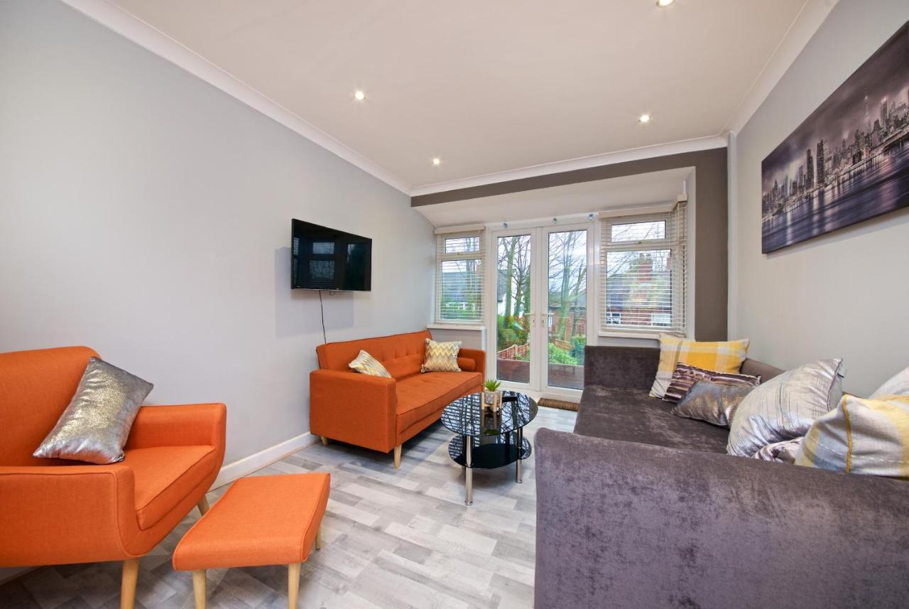 Beautiful Cozy Home With Free Parking Manchester Buitenkant foto