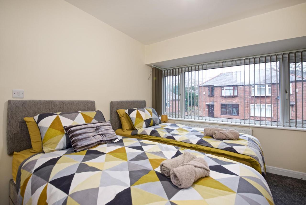 Beautiful Cozy Home With Free Parking Manchester Buitenkant foto
